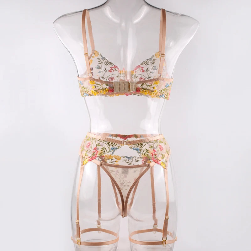 Ellolace Lingerie Sensual Lace Underwear Transparent Embroidery 3-Piece Garters Fancy Beautiful Short Skin Care Kits Intimate