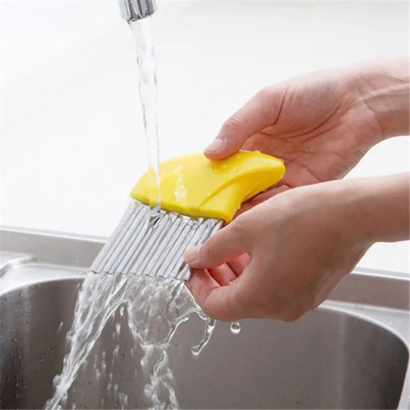 Stainless Steel Potato Chip Slicer Dough Vegetable Fruit Crinkle Wavy Slicer Knife Potato Cutter Chopper French Fry Maker Tool