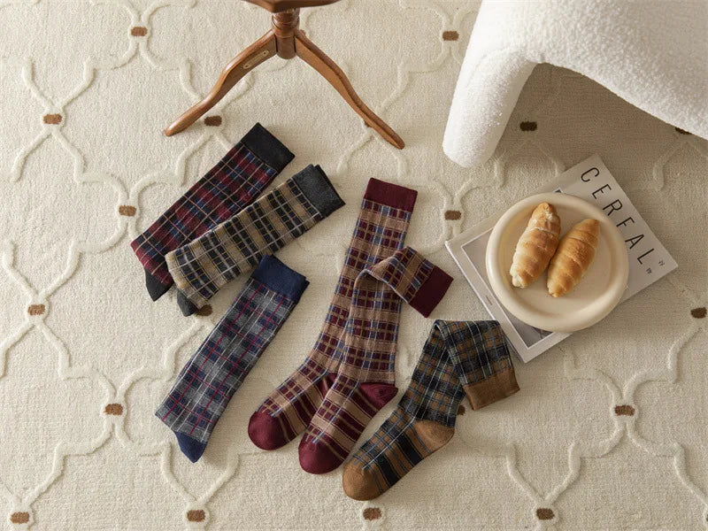 Stockings Women Harajuku Retro Vintage Plaid Long Socks Stocking JK College Style School Girls Cotton Knee Socks Women Stockings
