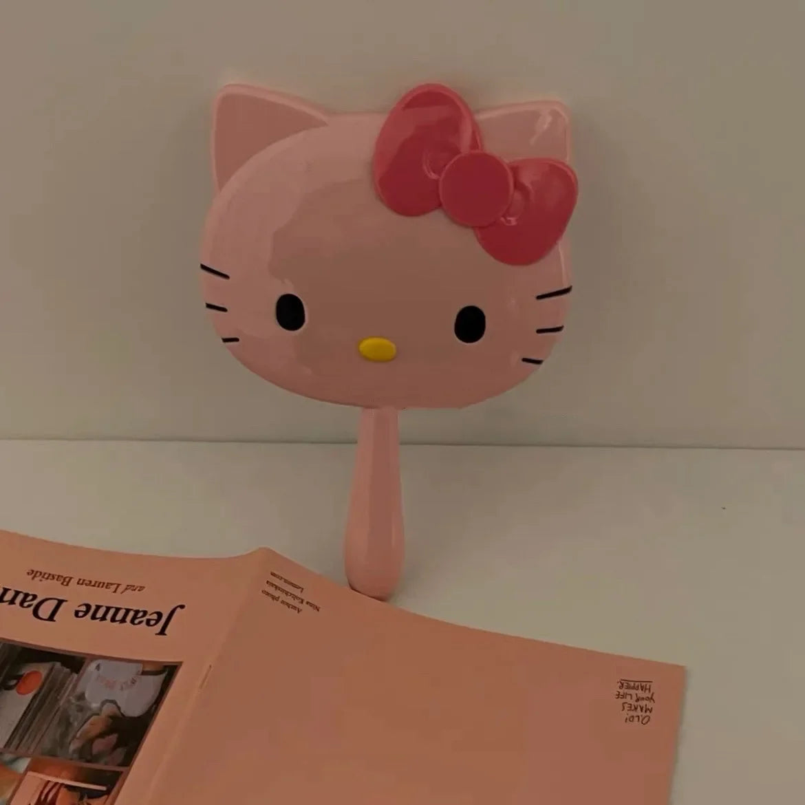 Cartoon Sanrio Hello Kitty Handheld Makeup Mirror Kawaii Kt Cat Handle Make Up Mirrors Girl Birthday Gift