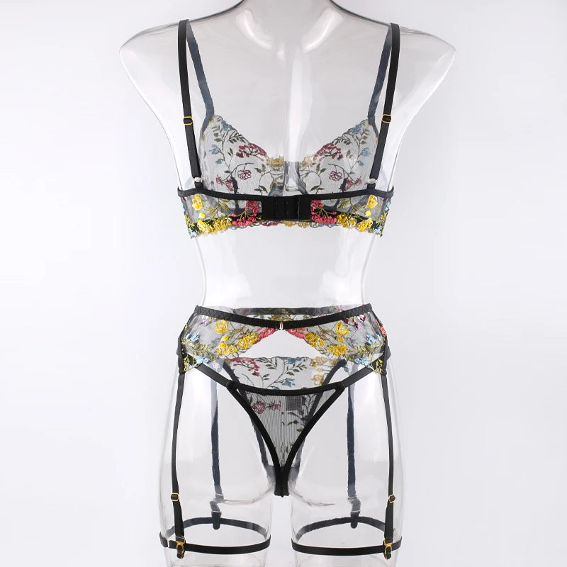 Ellolace Lingerie Sensual Lace Underwear Transparent Embroidery 3-Piece Garters Fancy Beautiful Short Skin Care Kits Intimate