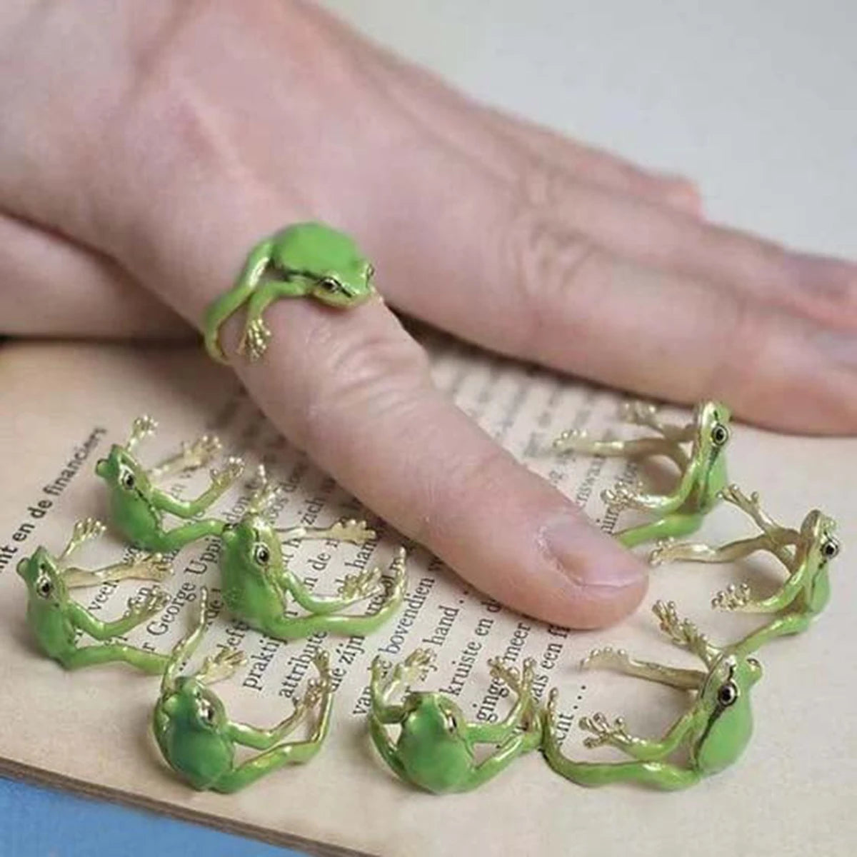 Exquisite Green Enamel Frog Open Ring For Women Cute Animal Lovely Party Adjustable Finger Jewelry Men Accessories Gifts N856