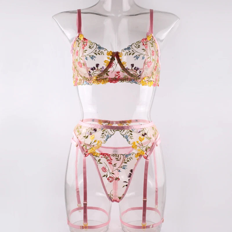 Ellolace Lingerie Sensual Lace Underwear Transparent Embroidery 3-Piece Garters Fancy Beautiful Short Skin Care Kits Intimate