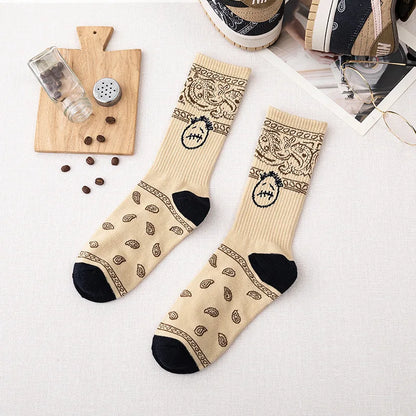 Mid Tube Cotton Socks for Sports Skateboarding with Unique Ghost Face Role-playing Design colour socks