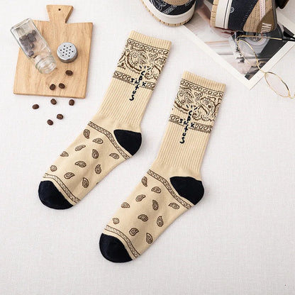 Mid Tube Cotton Socks for Sports Skateboarding with Unique Ghost Face Role-playing Design colour socks