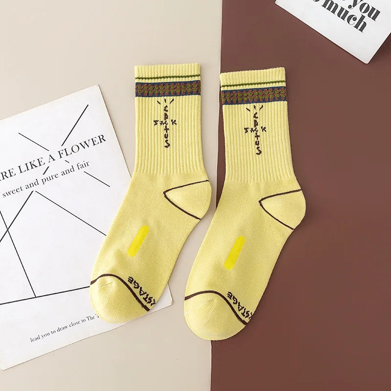 Mid Tube Cotton Socks for Sports Skateboarding with Unique Ghost Face Role-playing Design colour socks