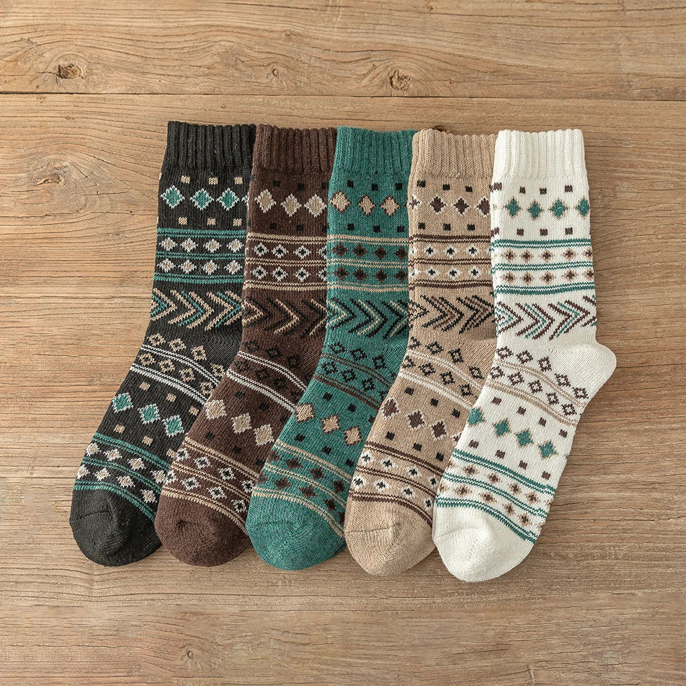 5Pairs New Design Witner Socks Thick Warm Christmas Socks Man Women Couple Socks Free Size 9022