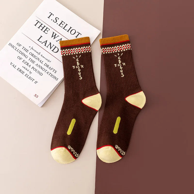 Mid Tube Cotton Socks for Sports Skateboarding with Unique Ghost Face Role-playing Design colour socks