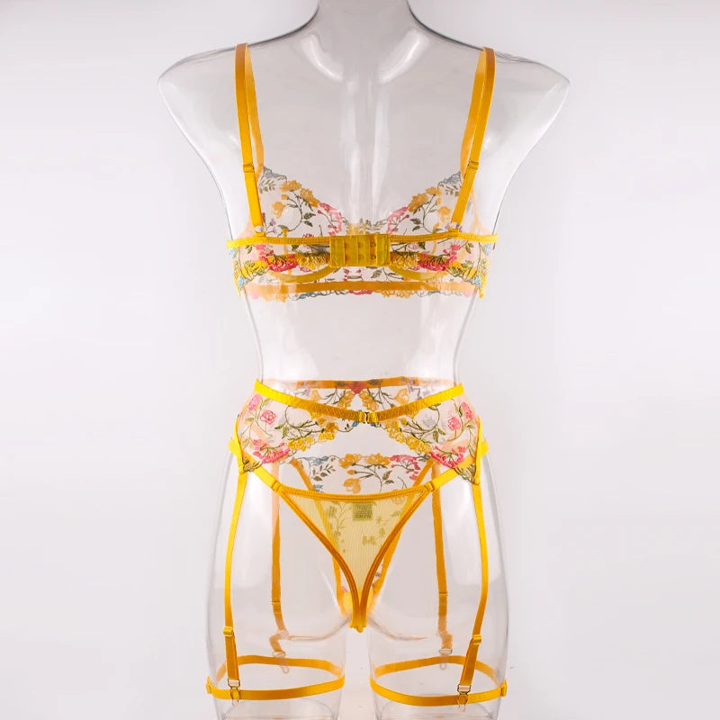 Ellolace Lingerie Sensual Lace Underwear Transparent Embroidery 3-Piece Garters Fancy Beautiful Short Skin Care Kits Intimate