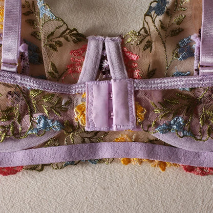 Ellolace Lingerie Sensual Lace Underwear Transparent Embroidery 3-Piece Garters Fancy Beautiful Short Skin Care Kits Intimate