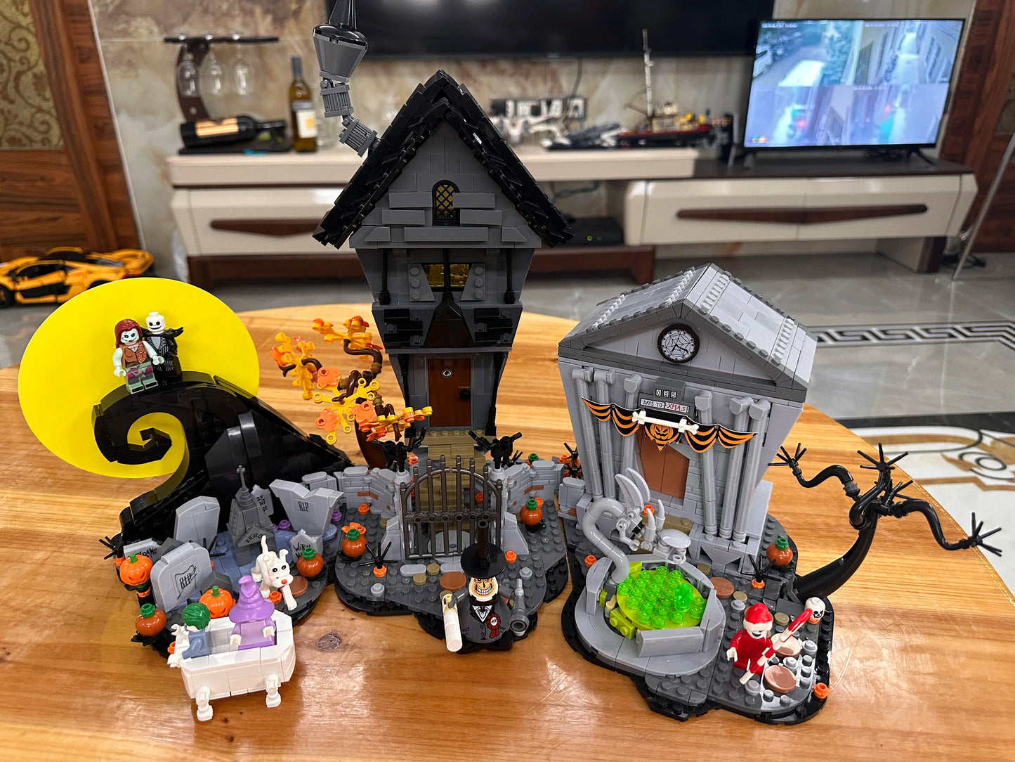 No box 21351 The Nightmare Before Christmas Model Building Blocks Hut Diy Bricks Toy Christmas Halloween Home Decoration Gifts