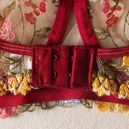 Ellolace Lingerie Sensual Lace Underwear Transparent Embroidery 3-Piece Garters Fancy Beautiful Short Skin Care Kits Intimate