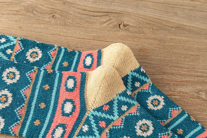 5Pairs New Design Witner Socks Thick Warm Christmas Socks Man Women Couple Socks Free Size 9022