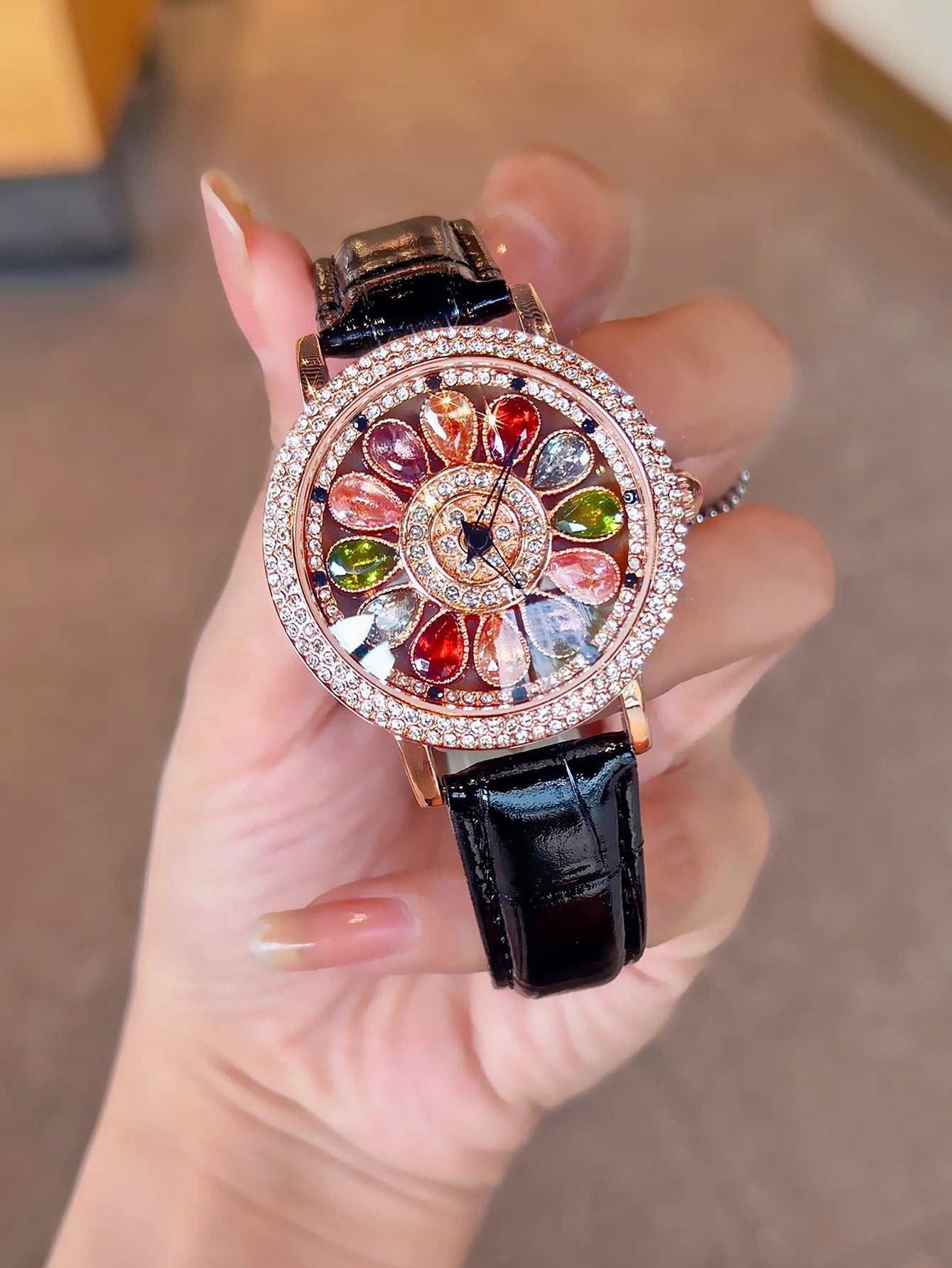 1pc Dazzling And Fashionable Women's Quartz Watch With Colorful Rhinestone Inlay, Featuring An Alluring Rotatable Dial, Durable