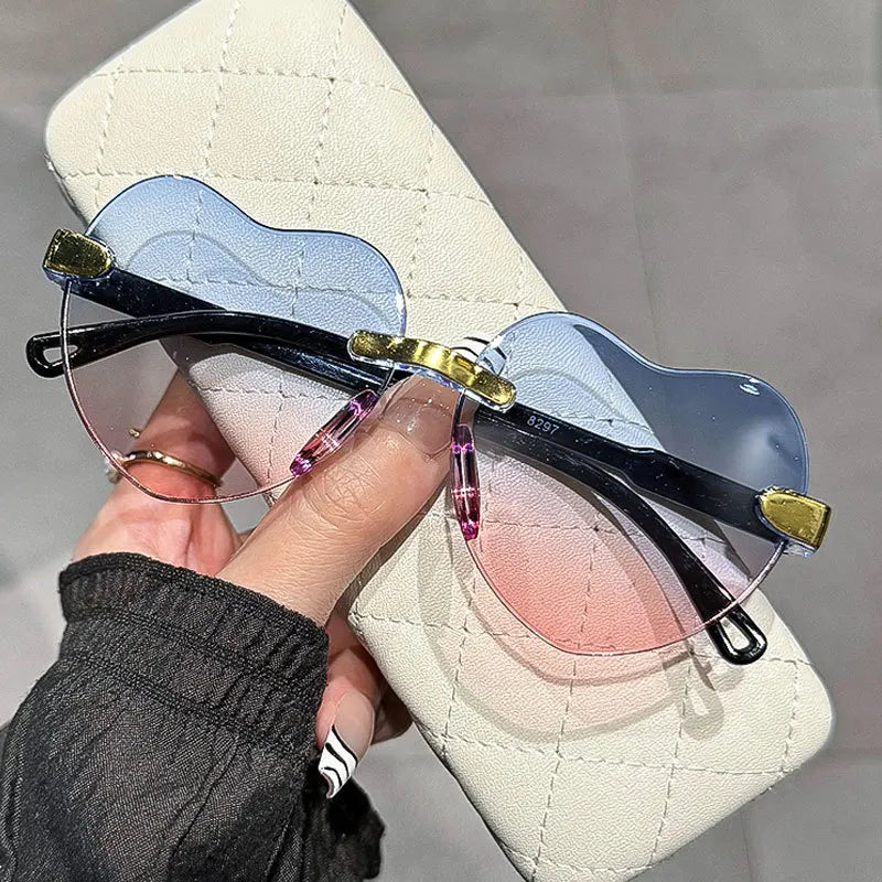 New Rimless Sunglasses Heart Fashion Pc Frame Women Men Code Round Sun Glasses for Female Male Gradient Traveling Oculos Glasses