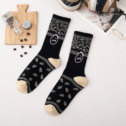 Mid Tube Cotton Socks for Sports Skateboarding with Unique Ghost Face Role-playing Design colour socks