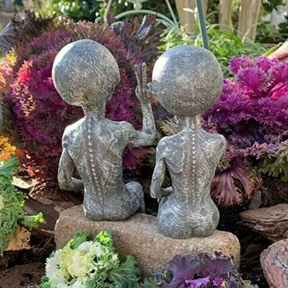 New Outer Space Alien Statue Martians Garden Figurine Set  Yard & Garden Decors Outdoor Courtyard Ornaments