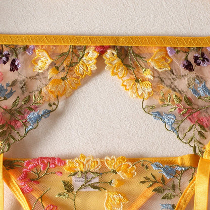 Ellolace Lingerie Sensual Lace Underwear Transparent Embroidery 3-Piece Garters Fancy Beautiful Short Skin Care Kits Intimate