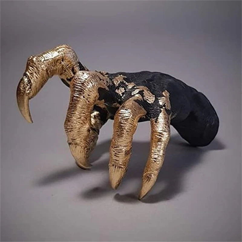 Gothic Witch's Hand Statues Creative Resin Ornament Aesthetic Wall Keys Hanging Rack Bag Hangers Wall Art Sculptures Home Decor
