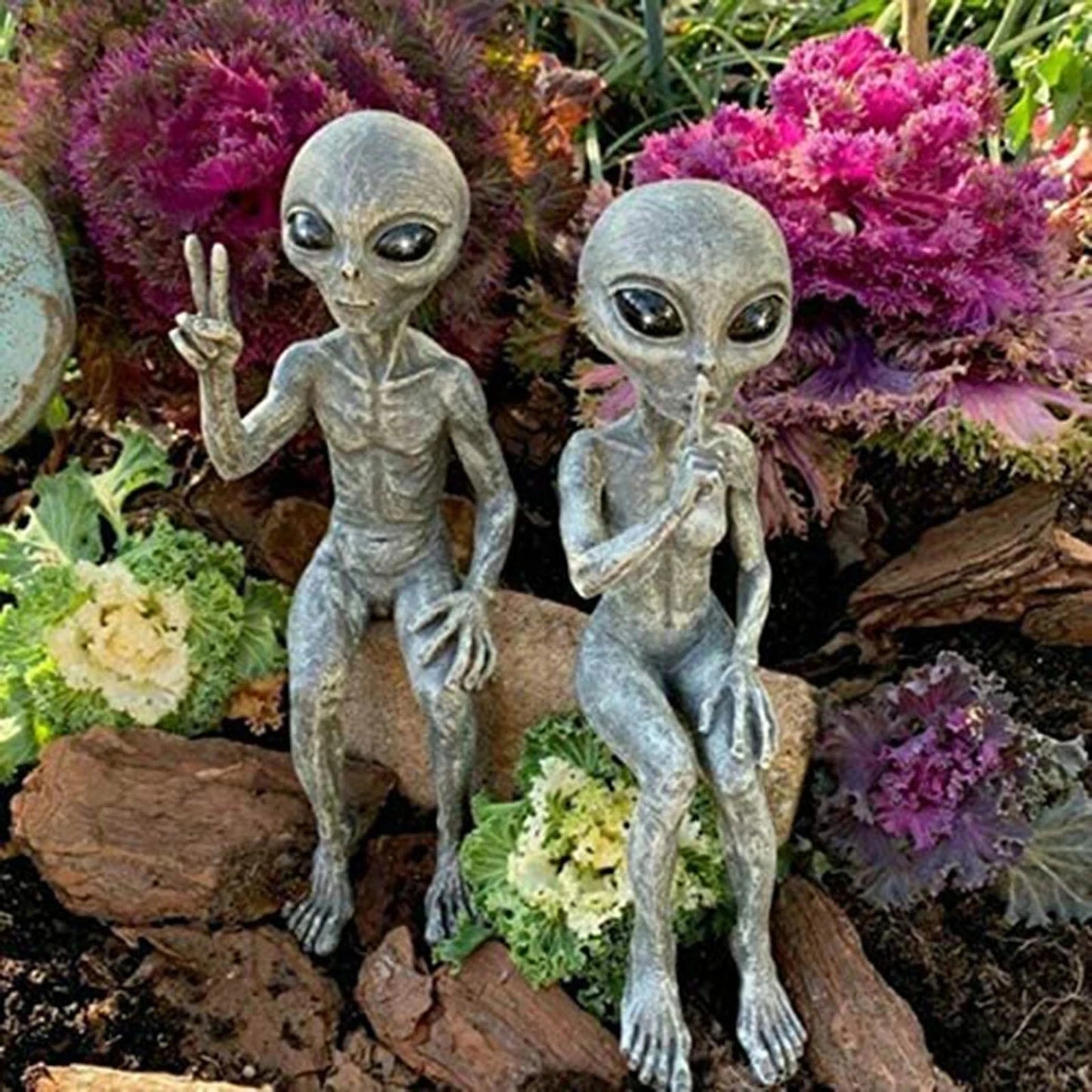 New Outer Space Alien Statue Martians Garden Figurine Set  Yard & Garden Decors Outdoor Courtyard Ornaments