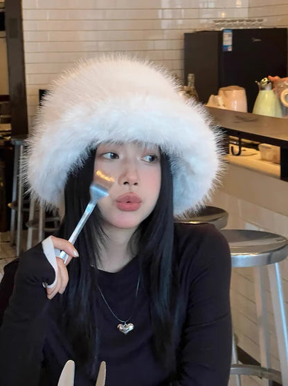 2024 Fluffy Faux Fur Bucket Hats Women Rabbit Fur Warm Thick Plush Winter Hat Lady Fashion Luxury Panama Furry Fisherman Cap Y2k
